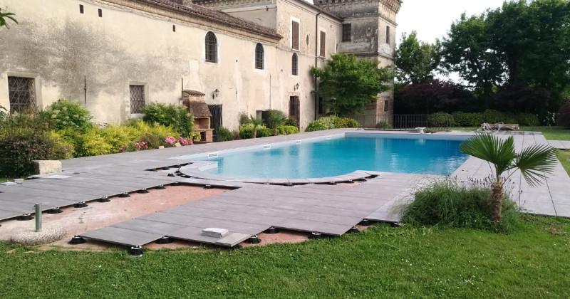 Bordi piscina